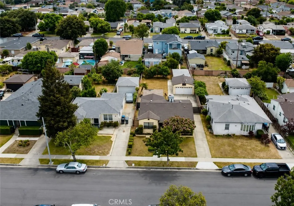 824 S 6th Montebello, CA 90640