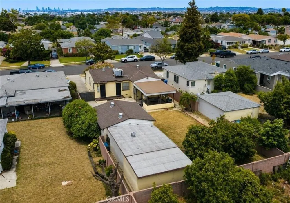 824 S 6th Montebello, CA 90640
