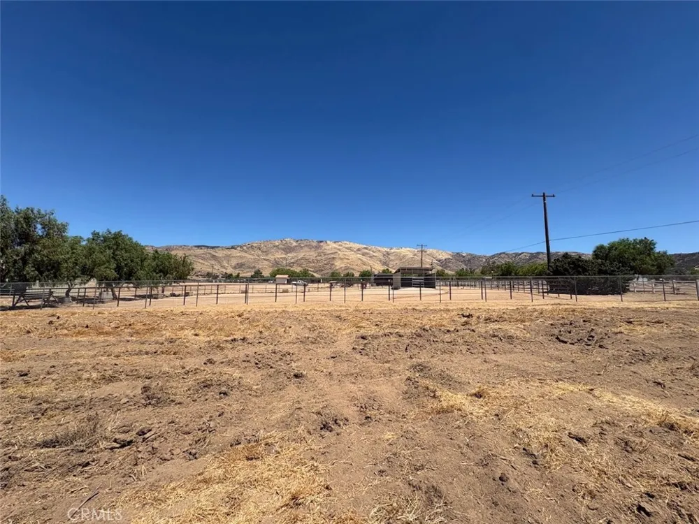 21 Shannondale rd. Acton, CA 93510