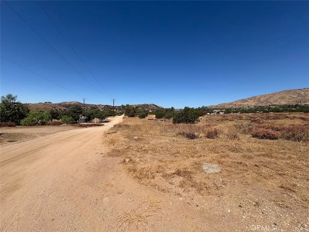 21 Shannondale rd. Acton, CA 93510