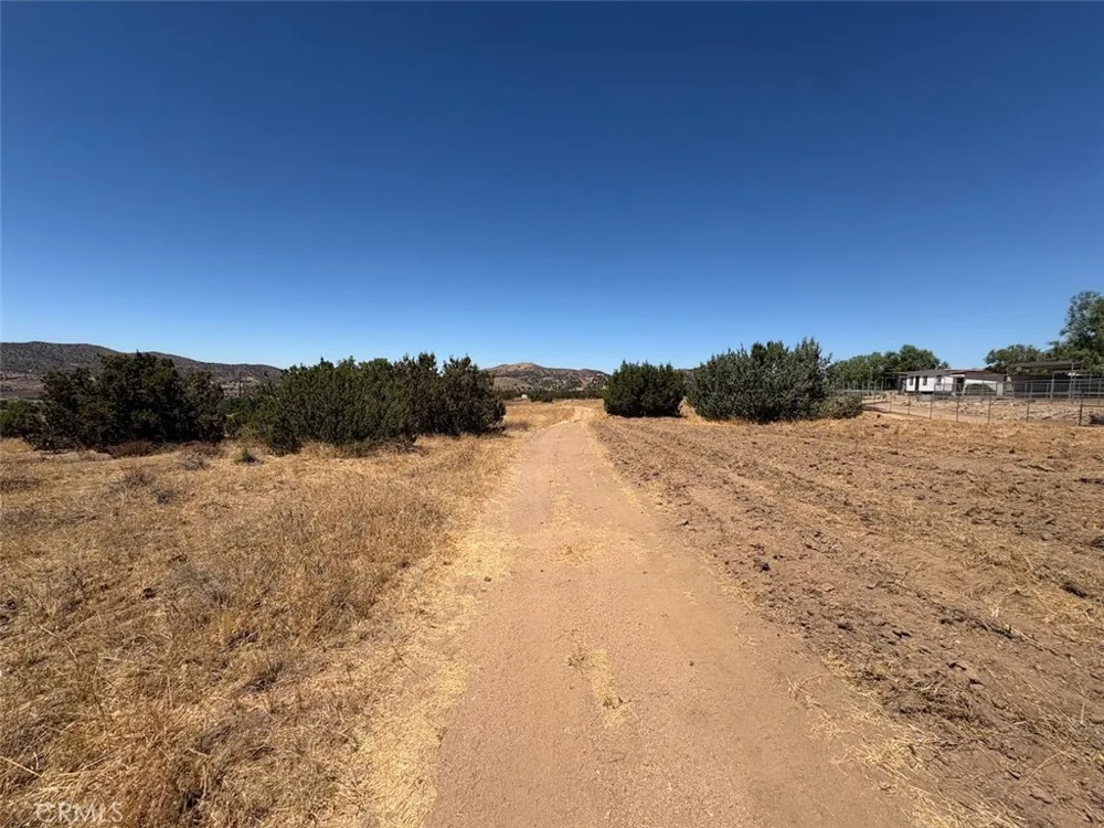 21 Shannondale rd. Acton, CA 93510