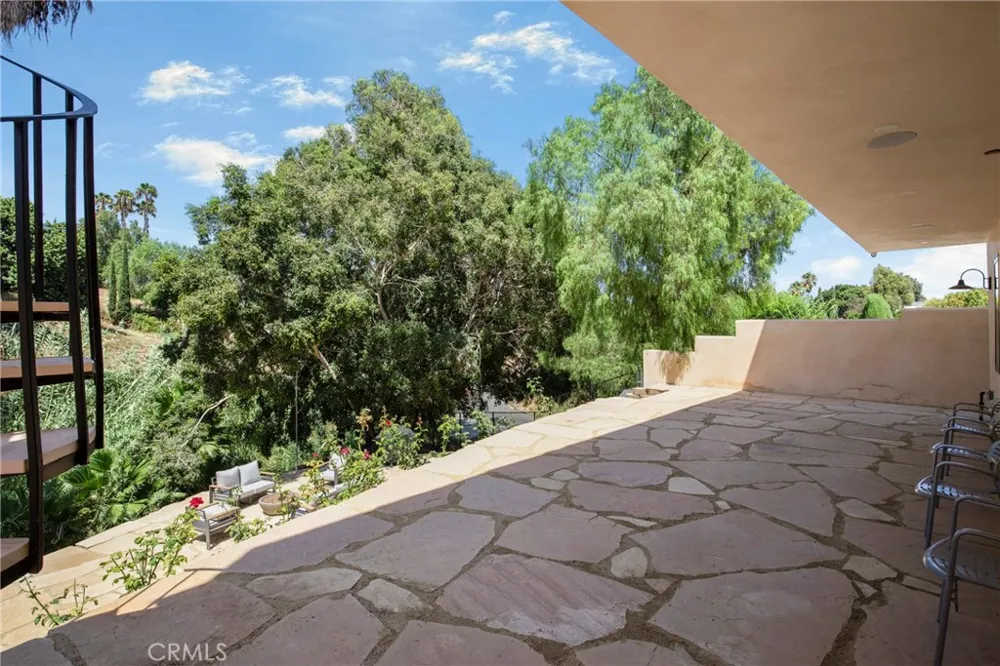 1102 W 6th San Pedro, CA 90731