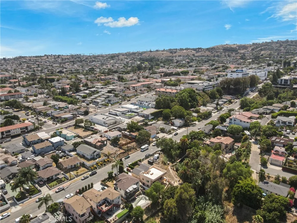 1102 W 6th San Pedro, CA 90731