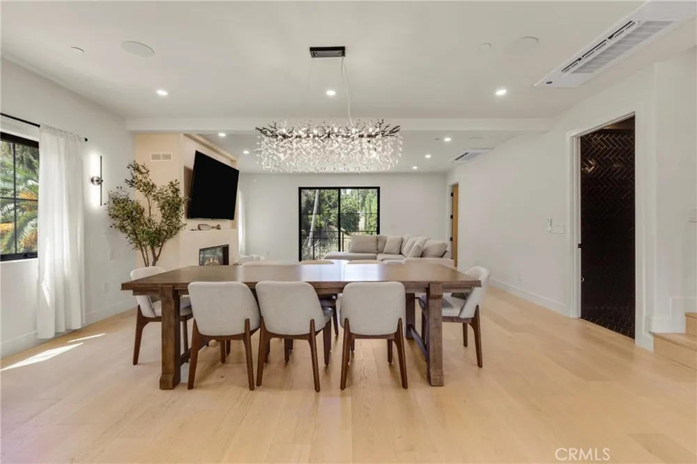 1102 W 6th San Pedro, CA 90731