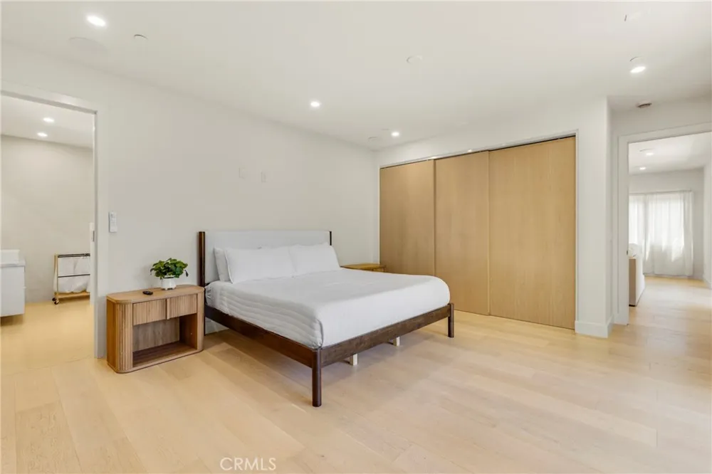 1102 W 6th San Pedro, CA 90731