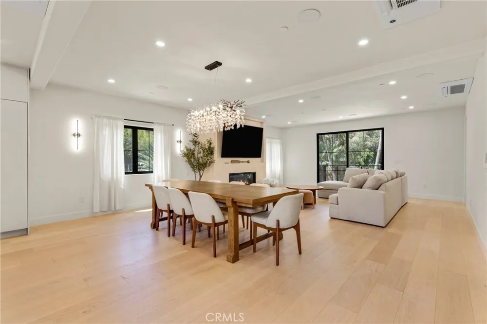 1102 W 6th San Pedro, CA 90731