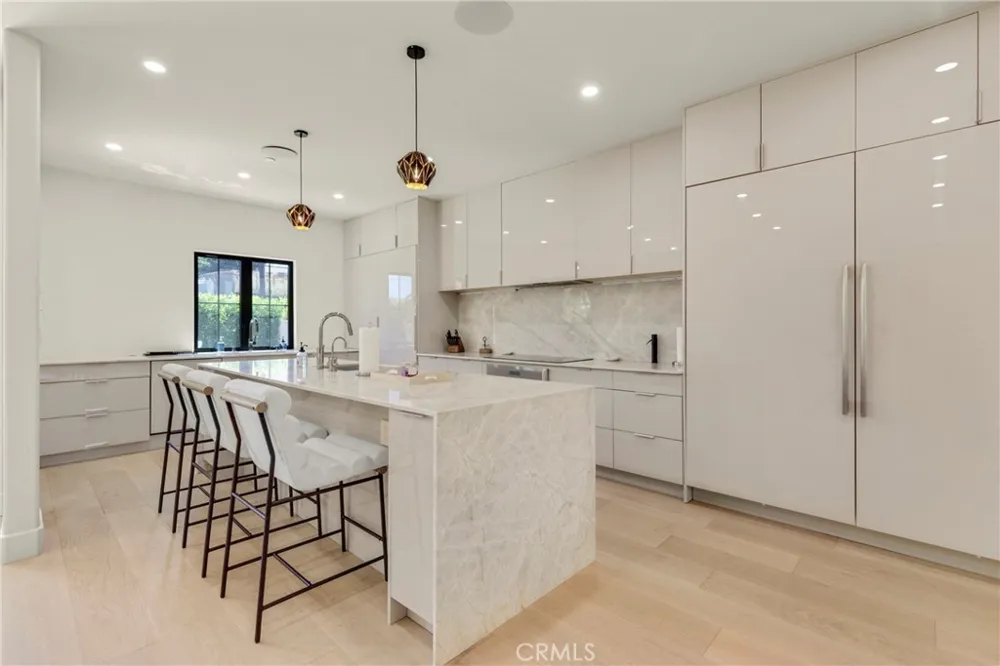 1102 W 6th San Pedro, CA 90731
