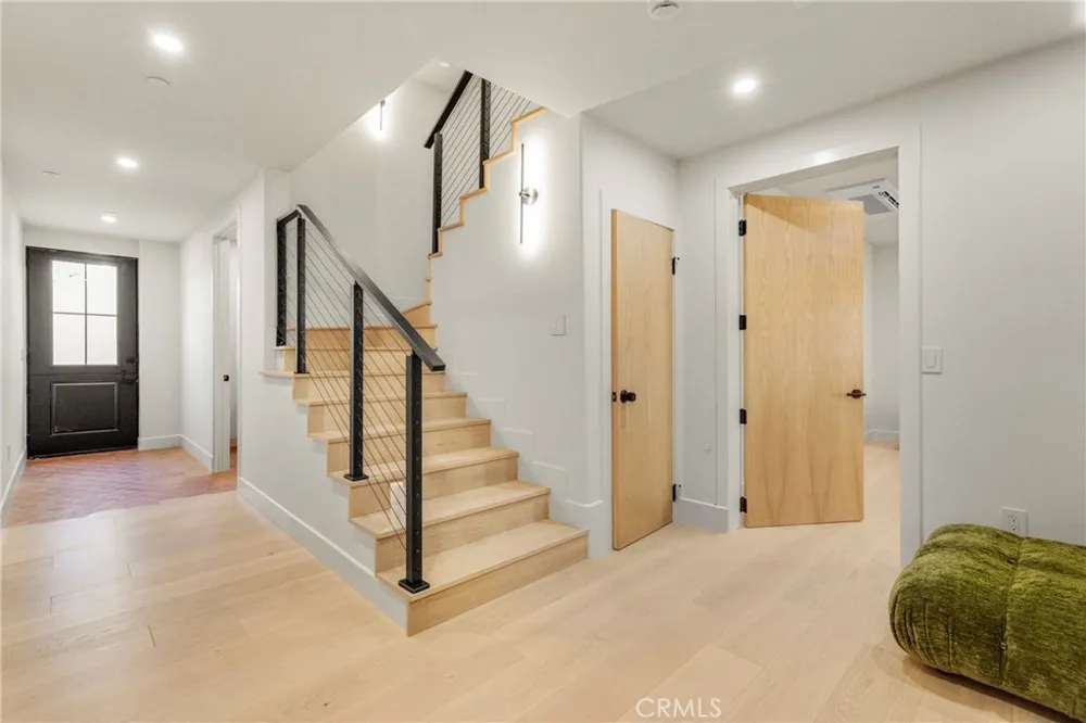 1102 W 6th San Pedro, CA 90731