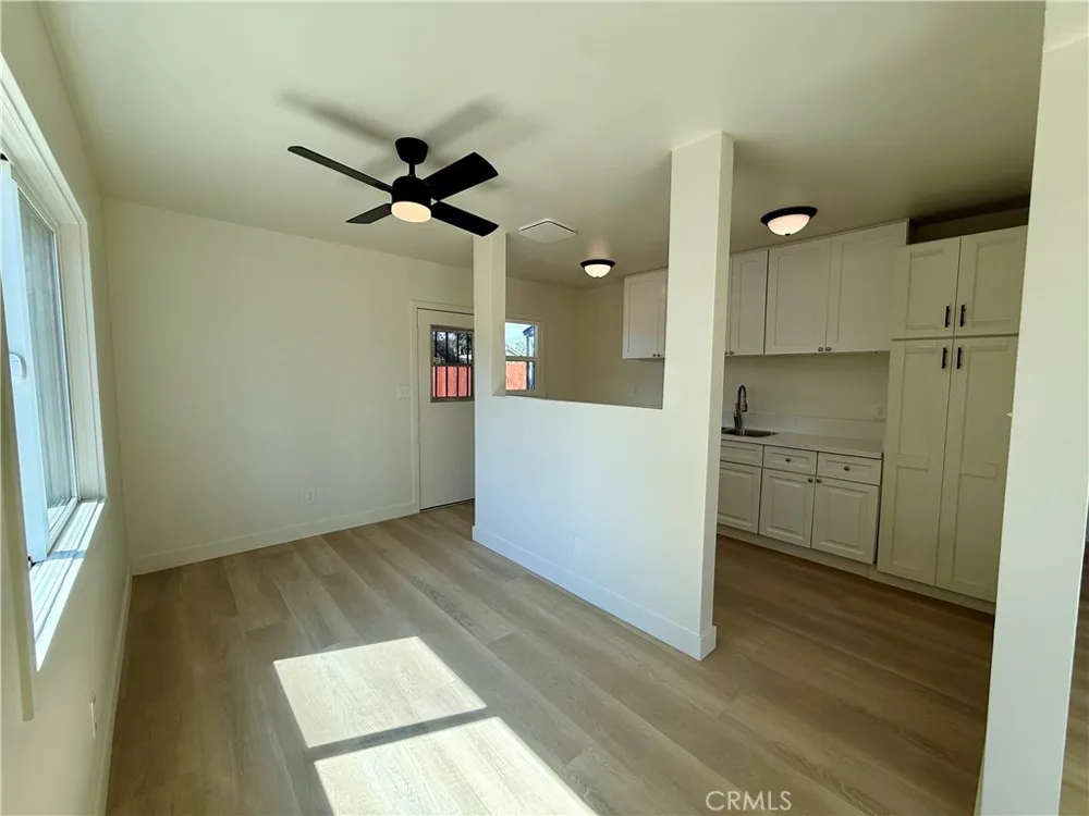 4950 E San Rafael Compton, CA 90221