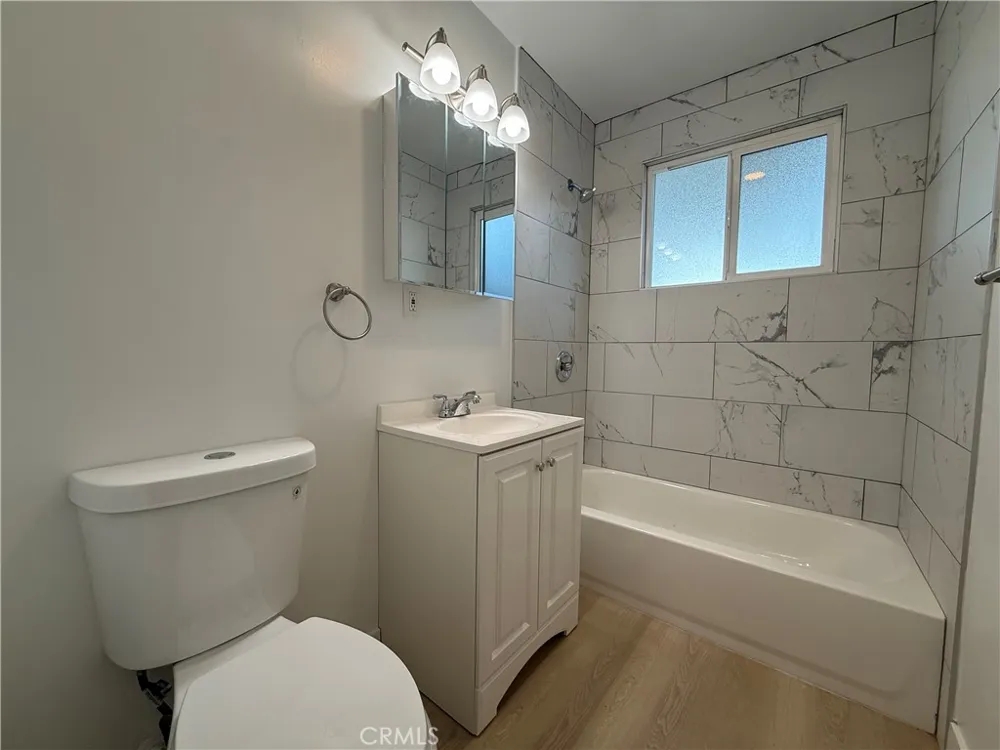 4950 E San Rafael Compton, CA 90221