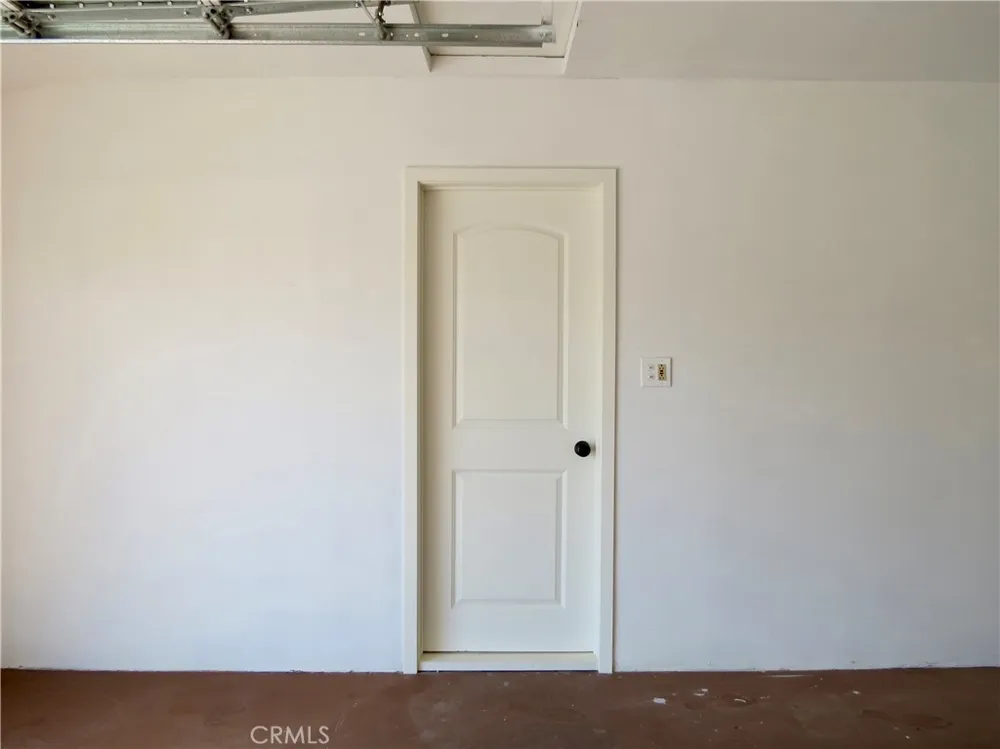 4950 E San Rafael Compton, CA 90221