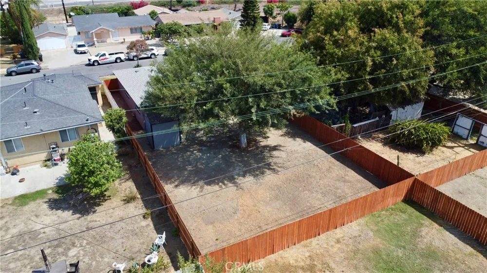 4950 E San Rafael Compton, CA 90221