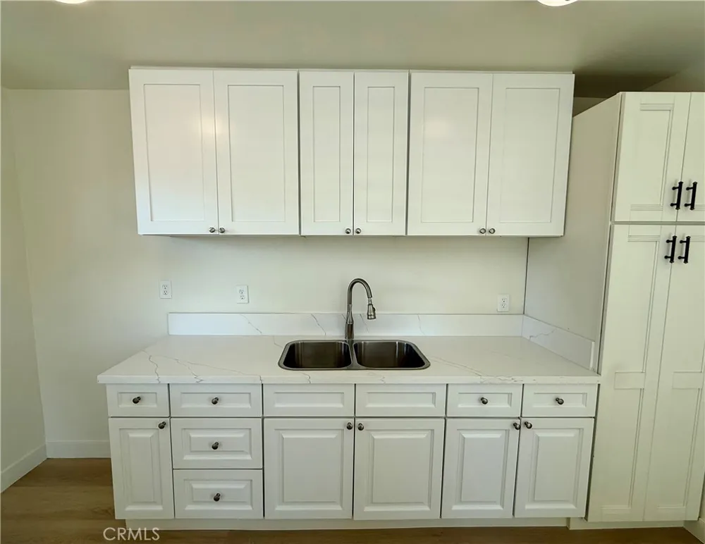 4950 E San Rafael Compton, CA 90221