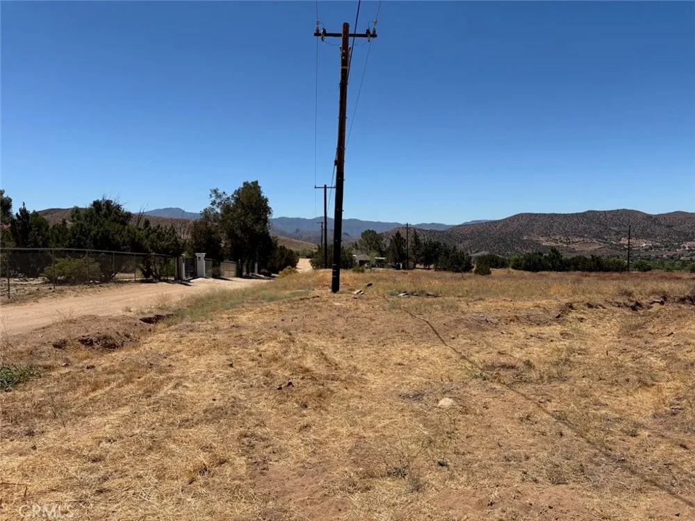 22 Shannondale Rd. Acton, CA 93510