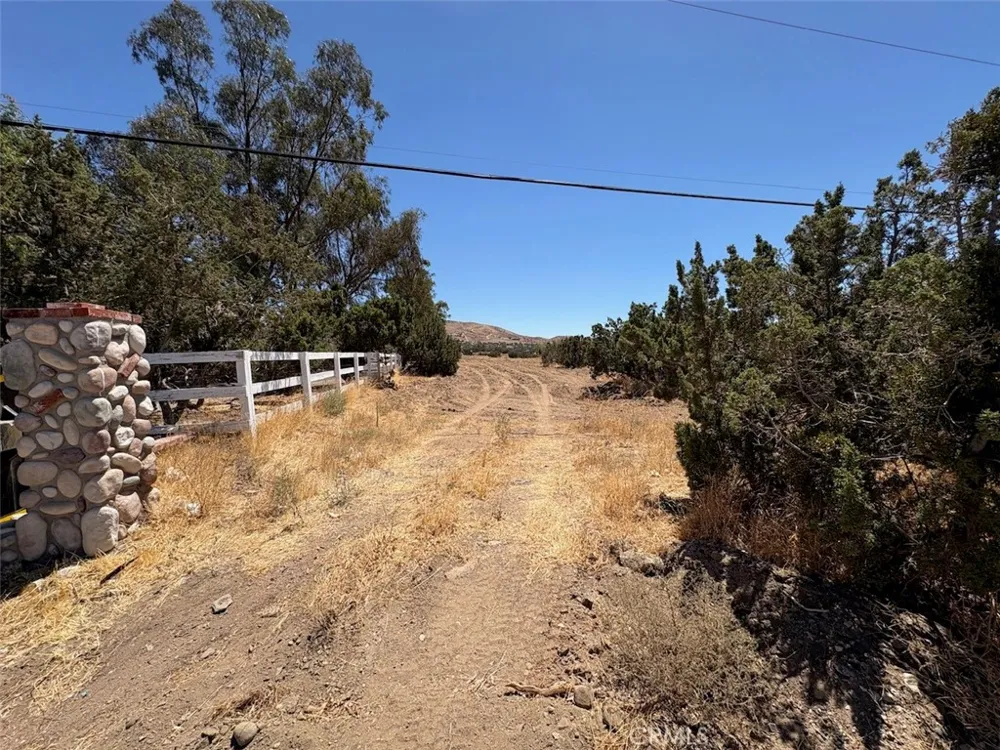 22 Shannondale Rd. Acton, CA 93510