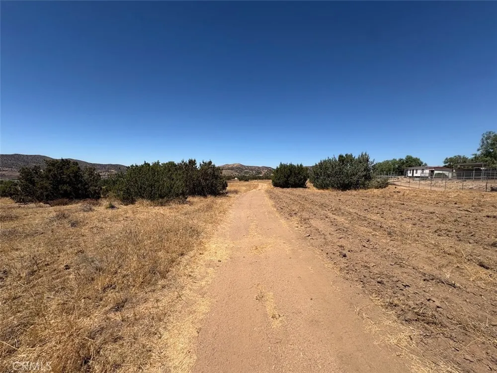 22 Shannondale Rd. Acton, CA 93510