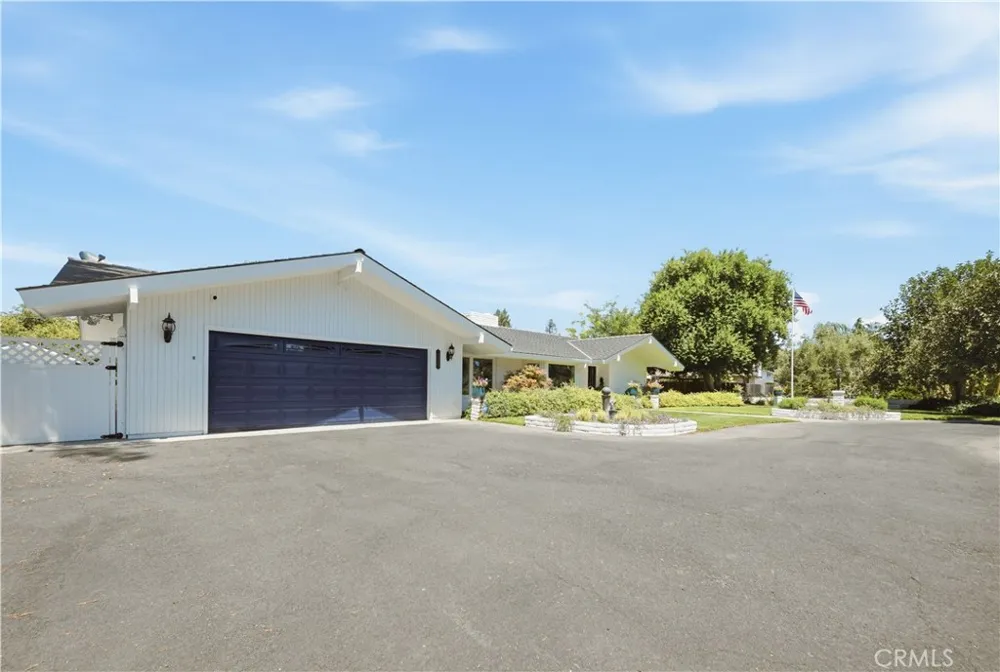 2653 E North Bear Creek Merced, CA 95340