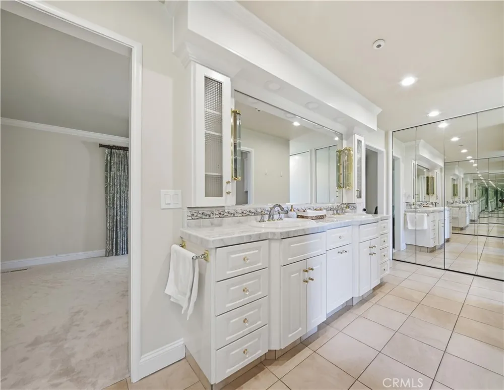 2653 E North Bear Creek Merced, CA 95340