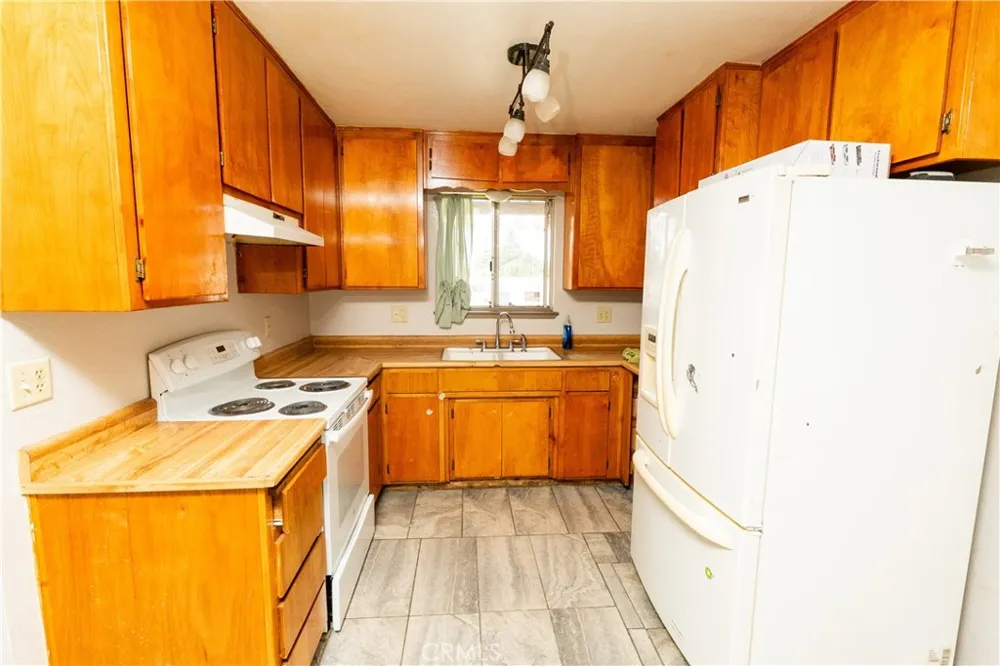 822 E Glenwood Turlock, CA 95380