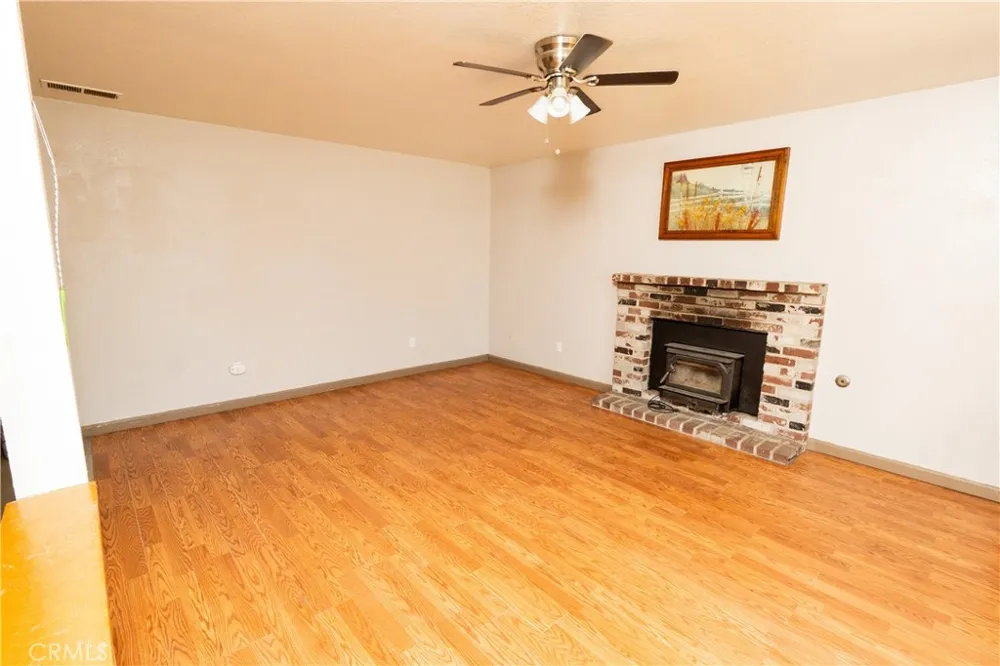 822 E Glenwood Turlock, CA 95380