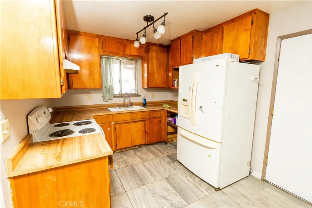 822 E Glenwood Turlock, CA 95380
