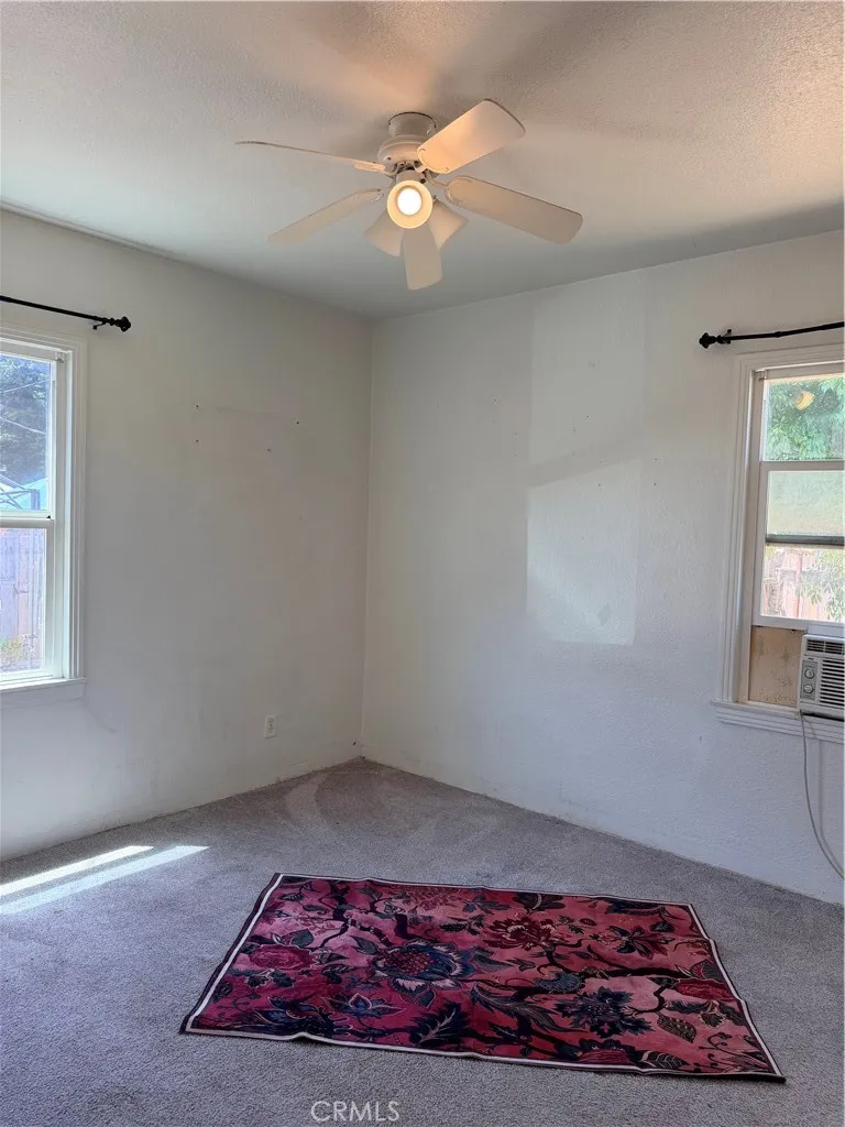 2033 Highland Merced, CA 95340