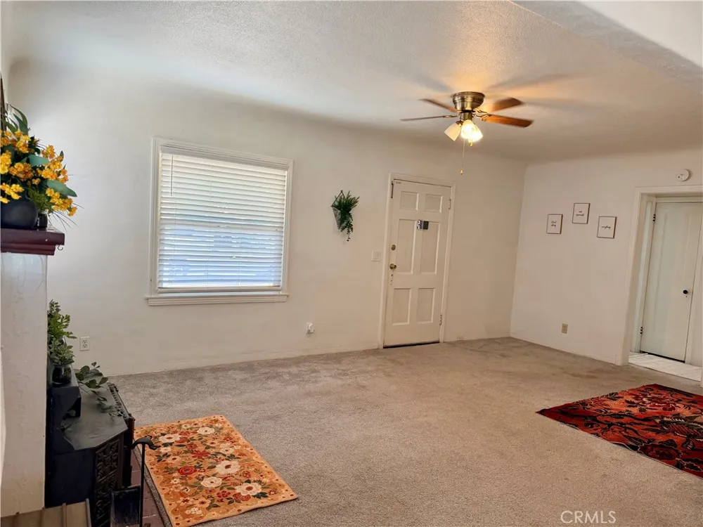 2033 Highland Merced, CA 95340
