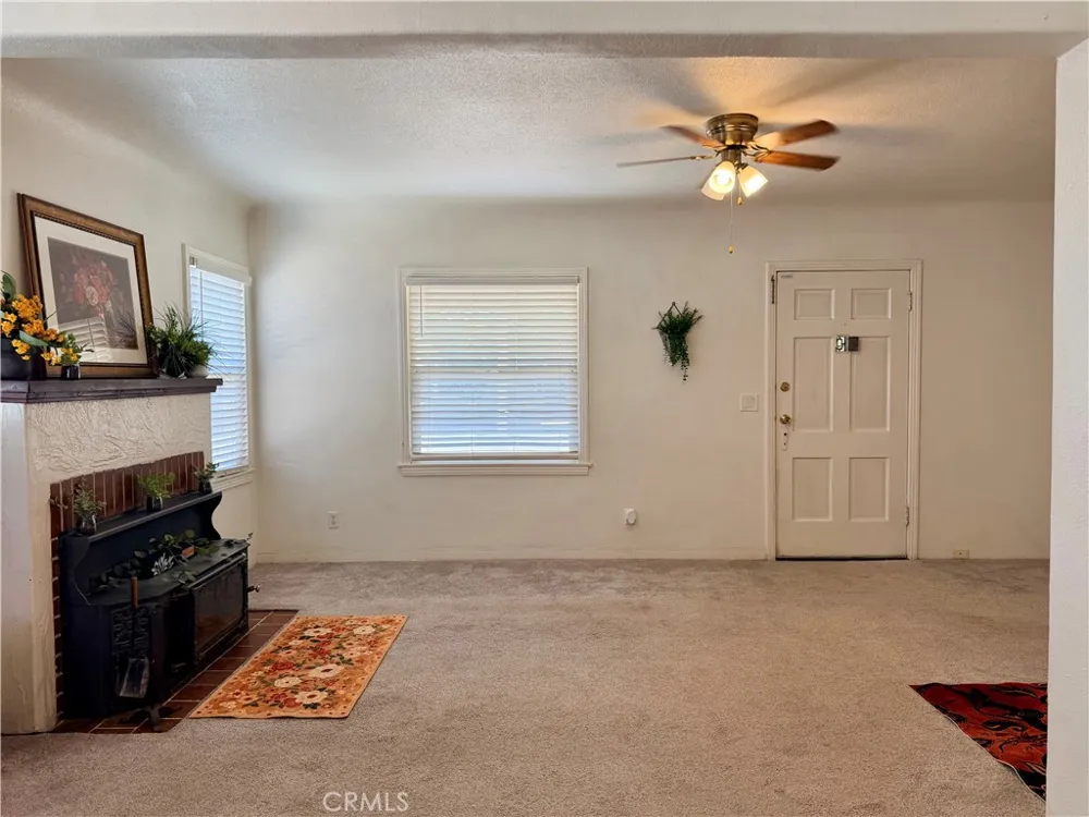 2033 Highland Merced, CA 95340
