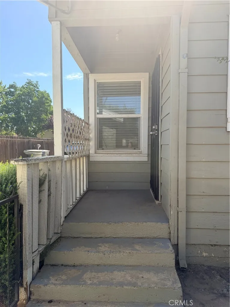 2033 Highland Merced, CA 95340