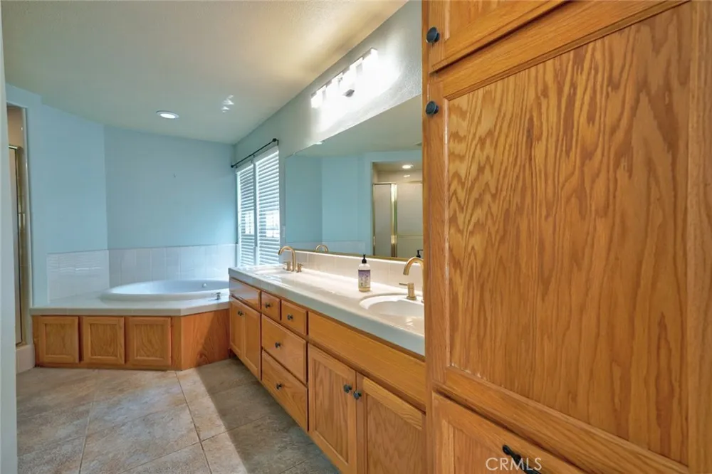 1217 Cathedral Creek Court Merced, CA 95340