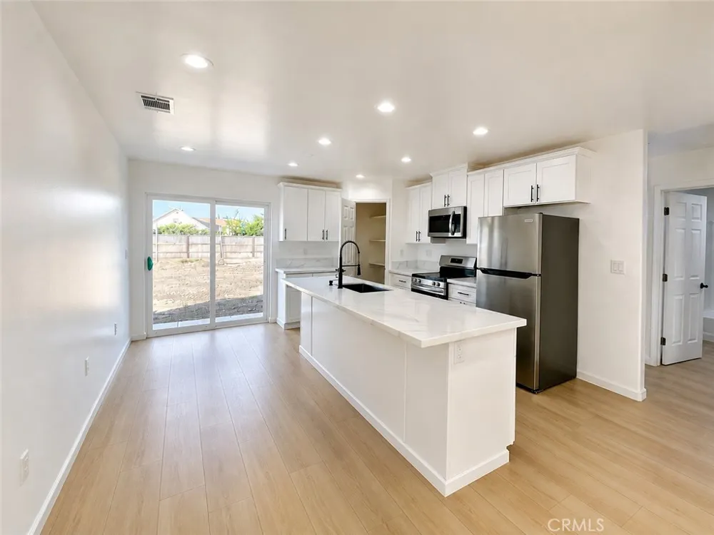 937 E STREET Los Banos, CA 93635