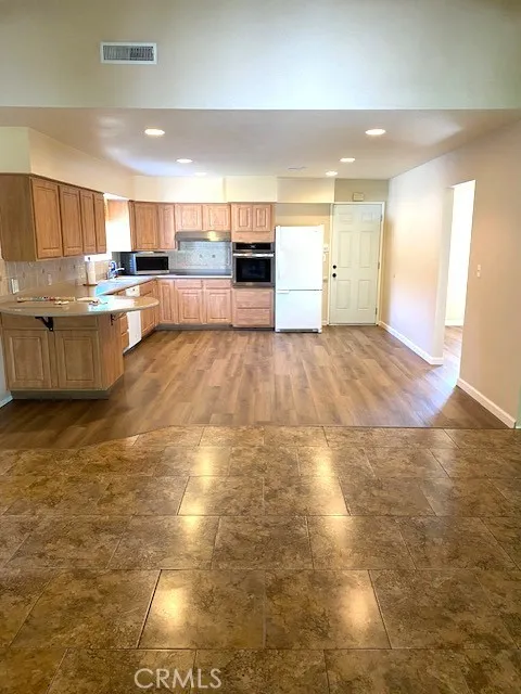 2985 Redwood Drive Merced, CA 95340