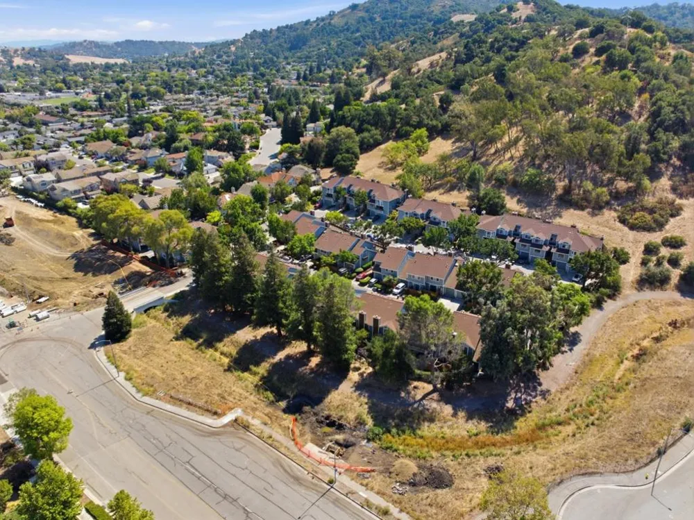 18041 Hillwood Lane Morgan Hill, CA 95037