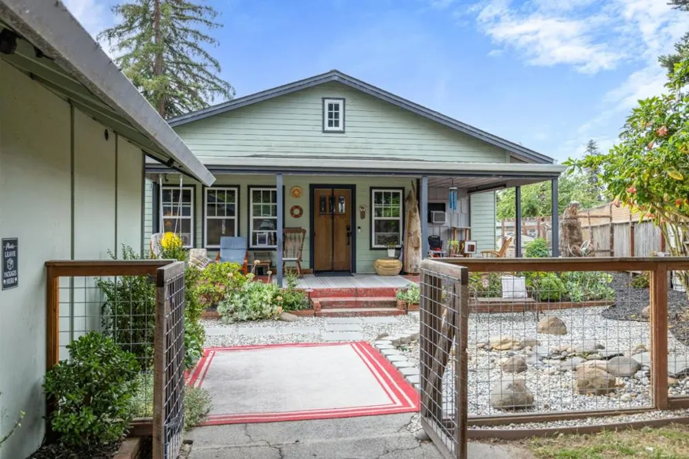 18 Lower Cutter Drive Watsonville, CA 95076