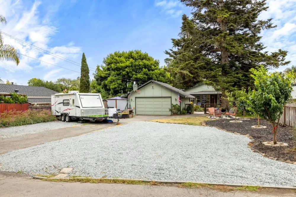 18 Lower Cutter Drive Watsonville, CA 95076