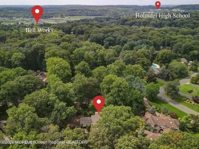 18 Seven Oaks Drive Holmdel, NJ 07733