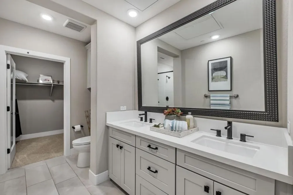 1000 Berryessa Lane #211 Davis, CA 95616