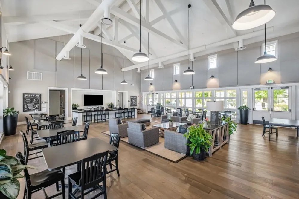 1000 Berryessa Lane #211 Davis, CA 95616