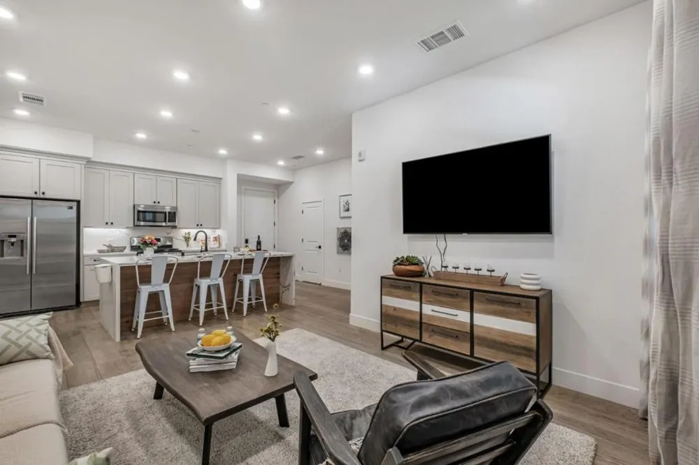 1000 Berryessa Lane #211 Davis, CA 95616