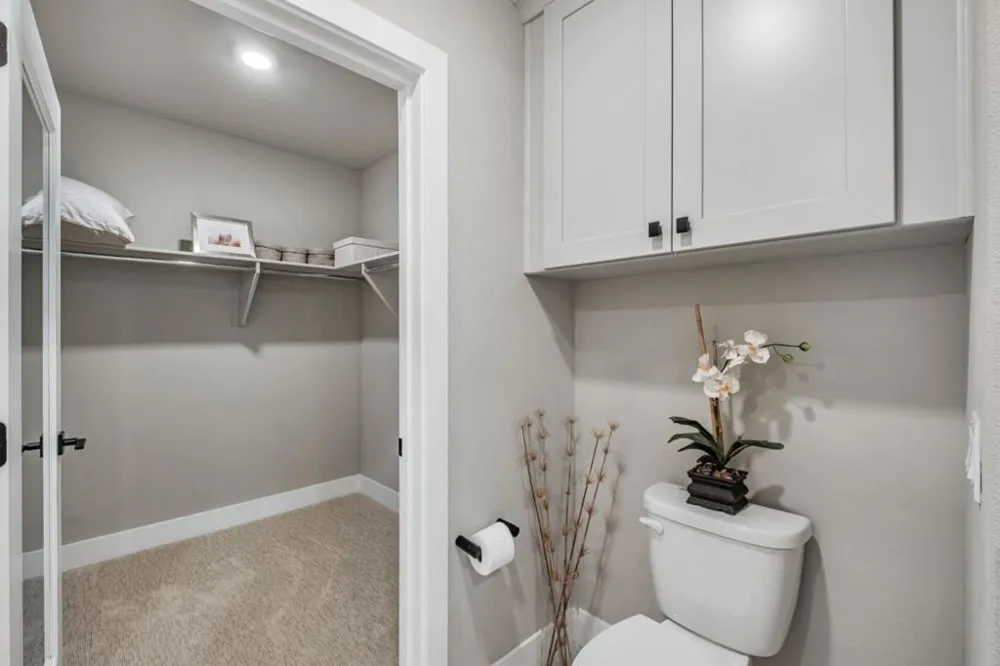 1000 Berryessa Lane #211 Davis, CA 95616