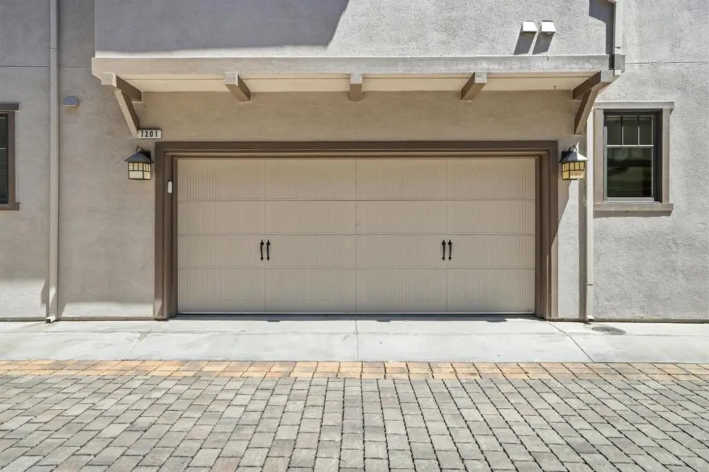 7201 Mockingbird Place San Jose, CA 95129