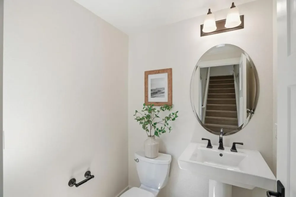 7201 Mockingbird Place San Jose, CA 95129