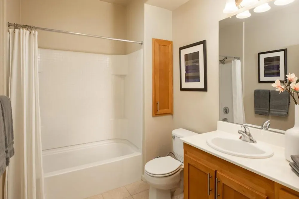 4388 El Camino Real #130 Los Altos, CA 94022