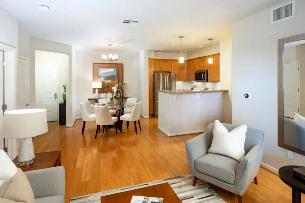 4388 El Camino Real #130 Los Altos, CA 94022