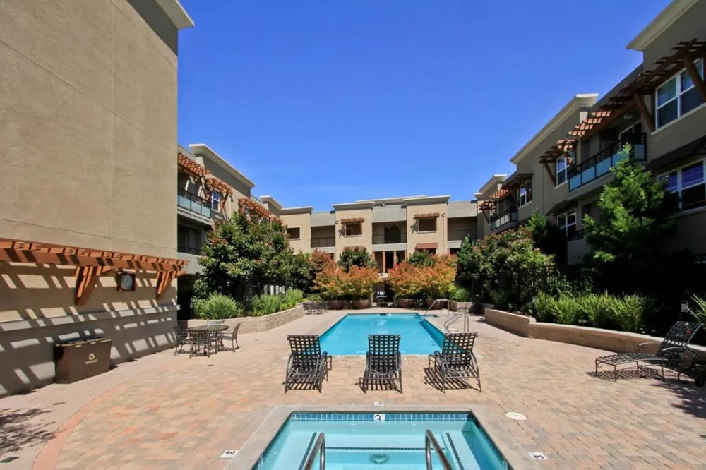 4388 El Camino Real #130 Los Altos, CA 94022