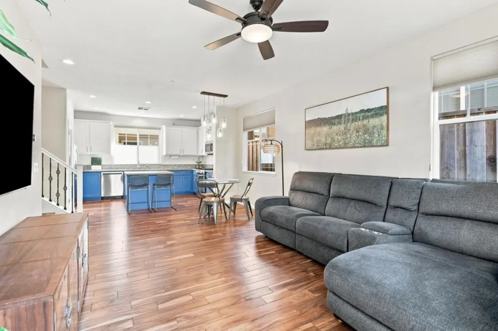 403 Pioneer Lane Scotts Valley, CA 95066