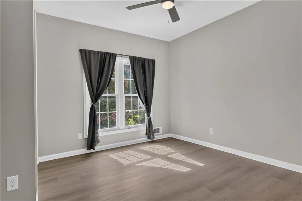 2490 Riverwood Spring Ellenwood, GA 30294