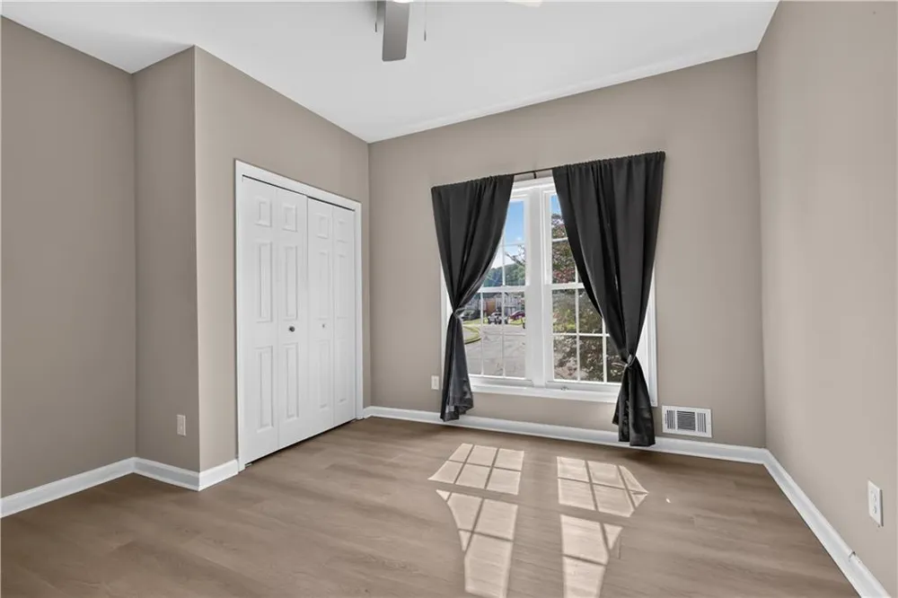 2490 Riverwood Spring Ellenwood, GA 30294