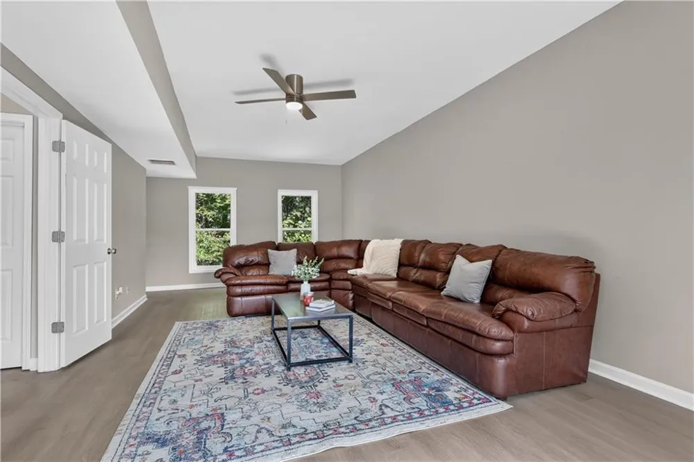 2490 Riverwood Spring Ellenwood, GA 30294