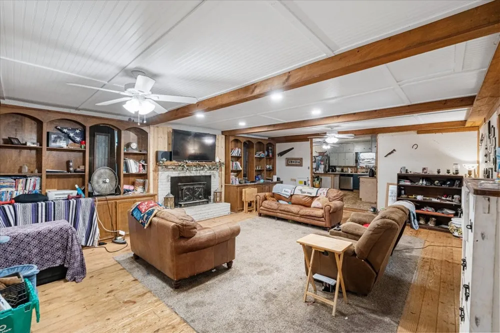 9828 Fm 709 S Purdon, TX 76679